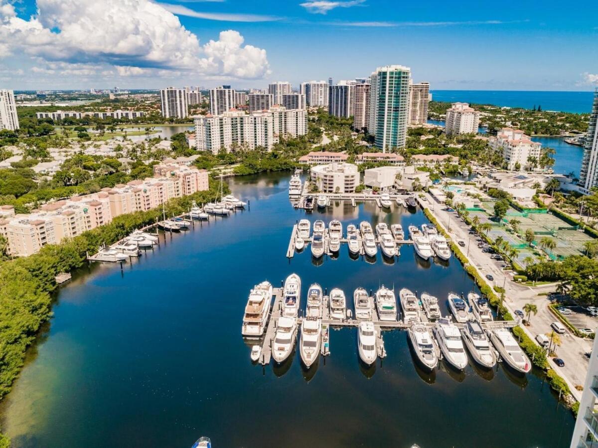 Uhost Ai - 3B Gem W Golf & Intracoastal Views Miami Exterior photo